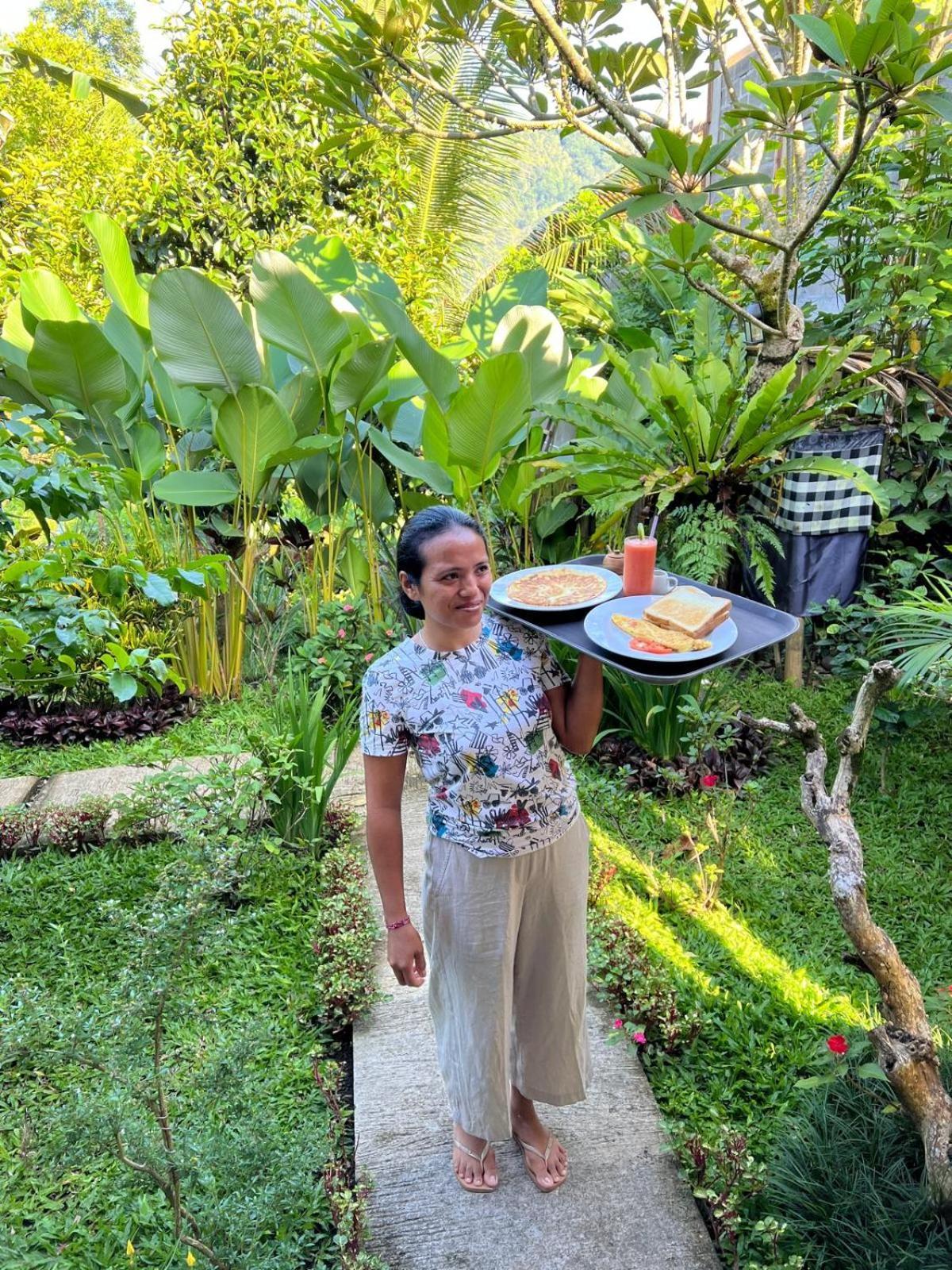 Buntera Homestay Sidemen Exterior foto